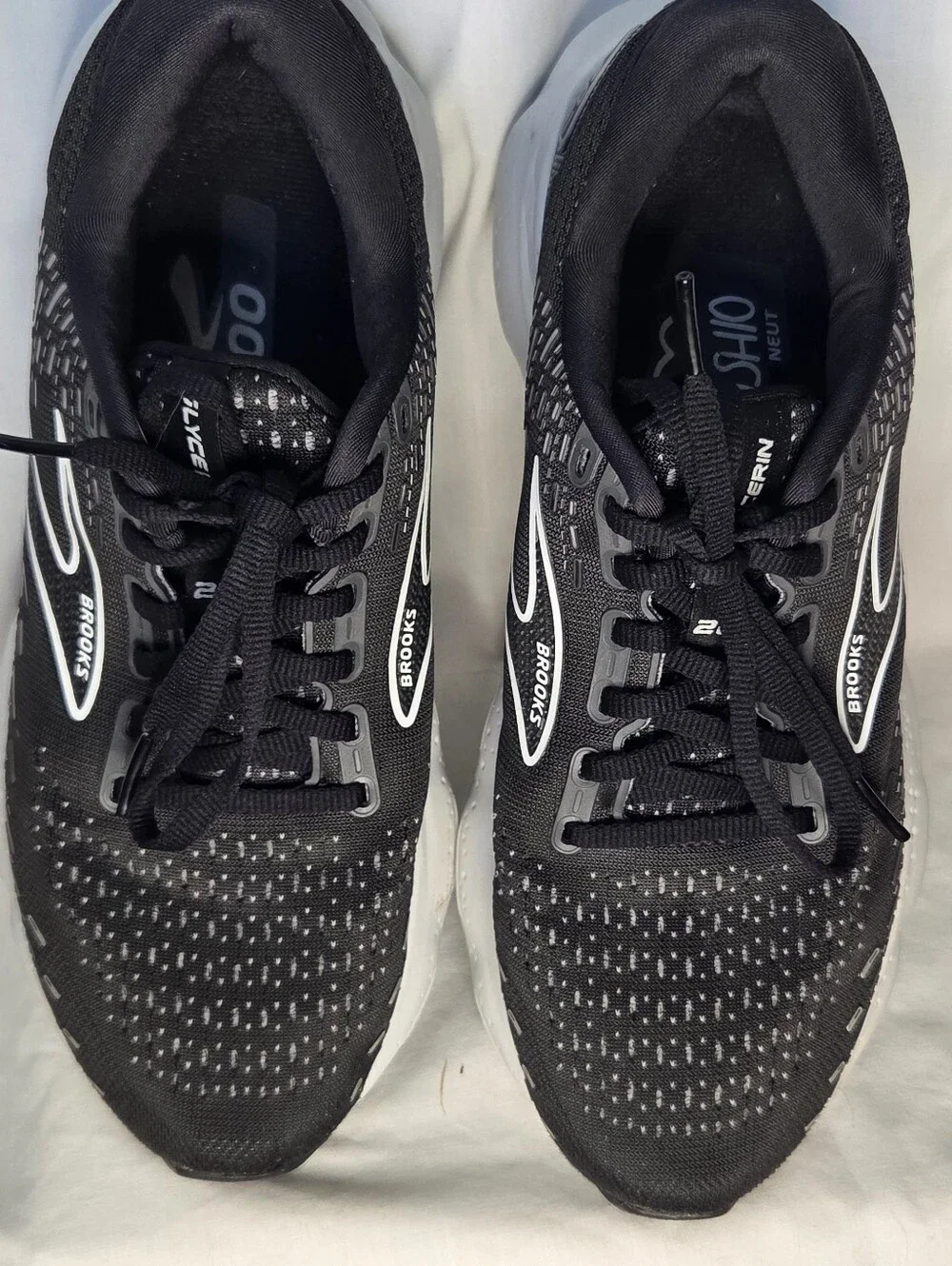 Brooks Glycerin 20 Women’s Lace-Up Mesh Running Sneakers Black/White Sz 8.5M
